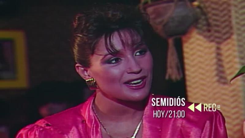 Carolina Arregui interpreta a Adriana en "Semidiós"