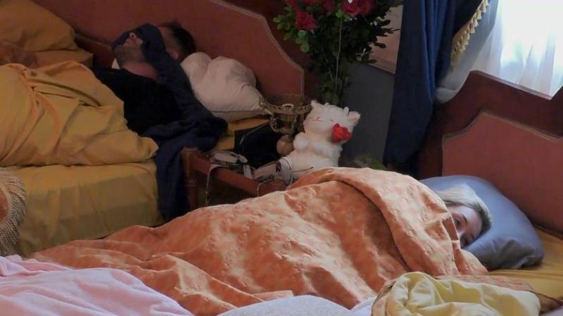 Los gritos de Oriana despertaron a Fran y otros