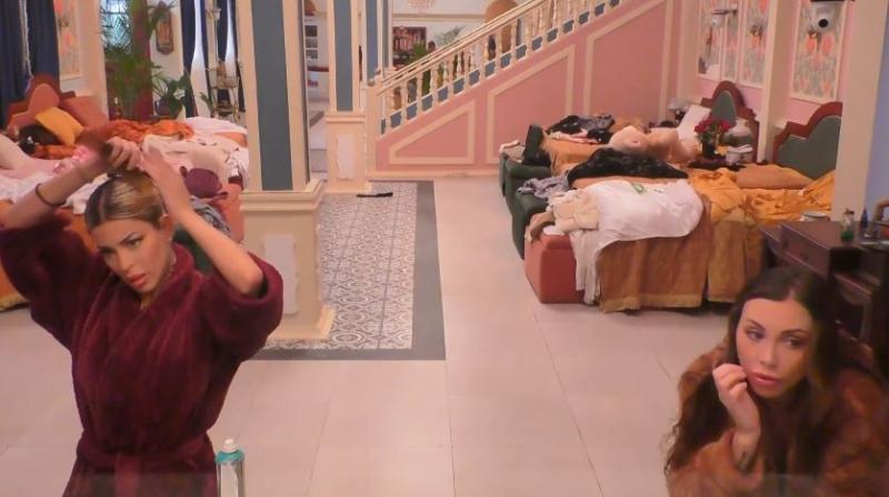 Daniela Colett habla con Oriana