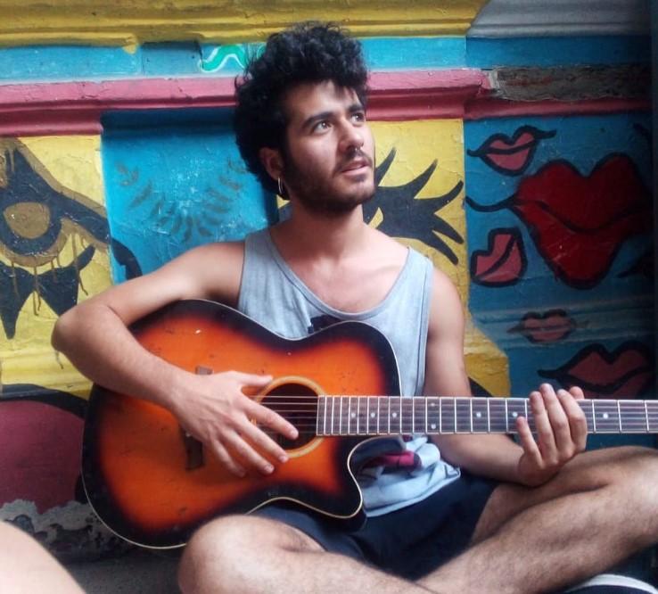 Lucas Sáez en la actualidad, hijo del actor Juan Pablo Sáez