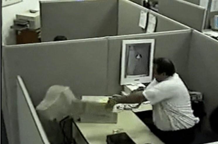 "Bad Day at the Office": El origen del recordado comercial "Tómate un Armonyl"