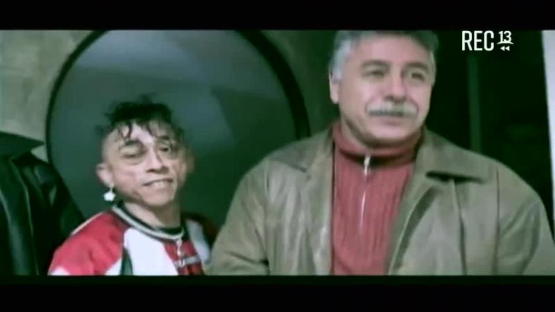 Carlos Caszely en homenaje a la canción "El Crack" en Canción Nacional de Canal 13