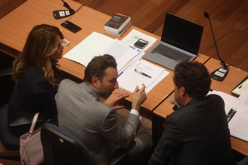 Los millones que habría desembolsado Jorge Valdivia y Cathy Barriga por la defensa de sus respectivos abogados.