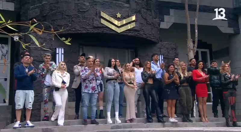 Accede a nuestra señal extendida y no te pierdas ningún momento de "Palabra de Honor".