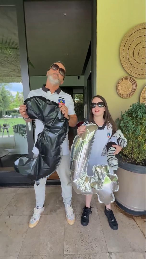 Cristián Sánchez celebra el título de Colo Colo