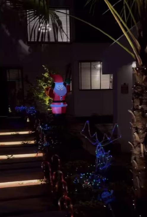 Nano Calderón presumió la decoración navideña que ya tiene su hogar.