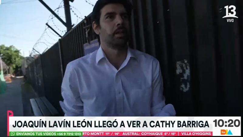 Joaquín Lavín León visitó a Cathy Barriga esta mañana en la cárcel