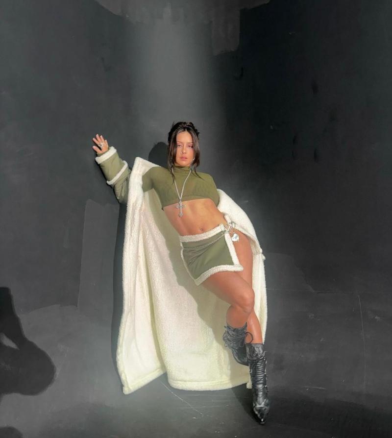 Denise Rosenthal - Instagram.