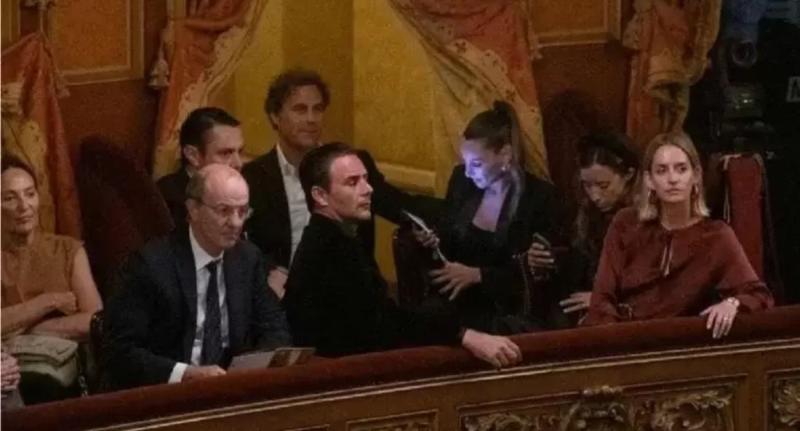 Pampita captada con Martín Pepa en un función de teatro