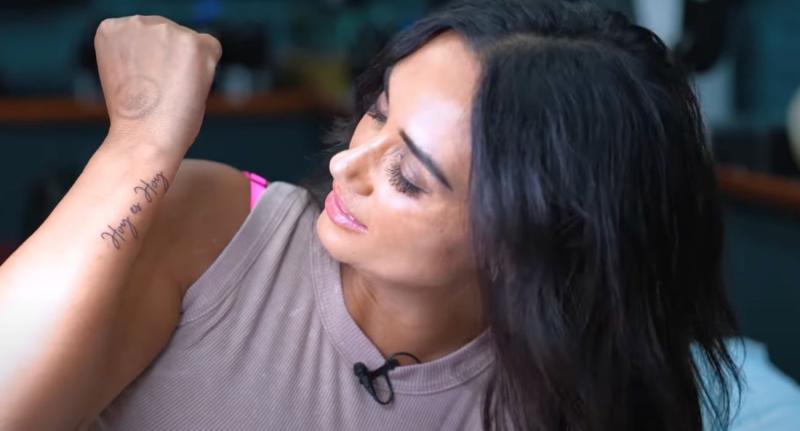 Pamela Díaz se tatuó el nombre de su programa "Hoy es Hoy"