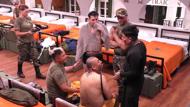 Andrés discute con Malito y Dash