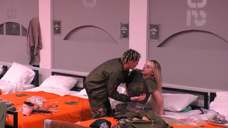 Marcianeke y Anaís discuten