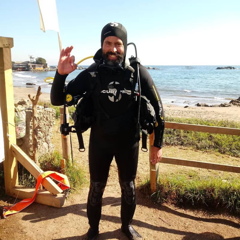 Sebastián Demangel, el hombre que hizo llorar a Don Francisco en la Teletón 2004