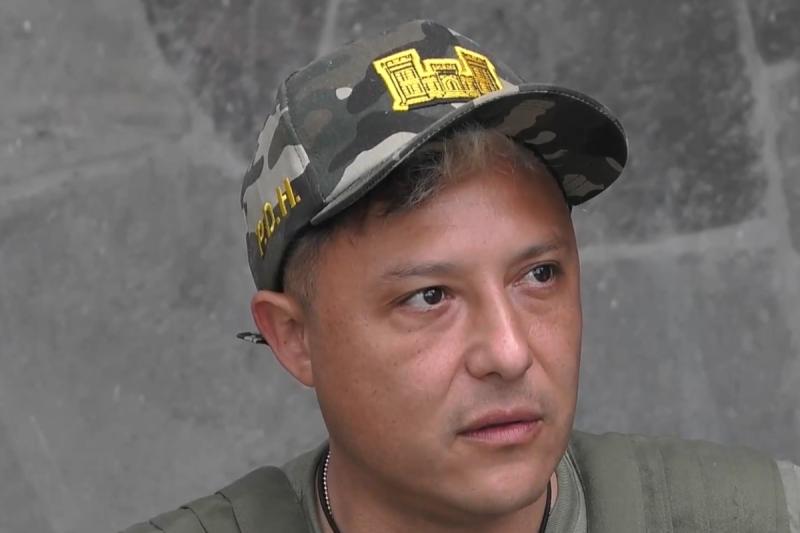 Sergio Rojas hablando con Gala Caldirola en "Palabra de Honor"