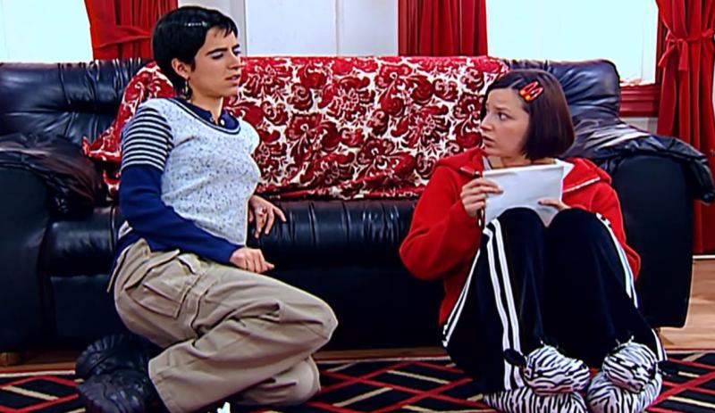 Paz Bascuñán y Adela Secall en "Cerro Alegre"