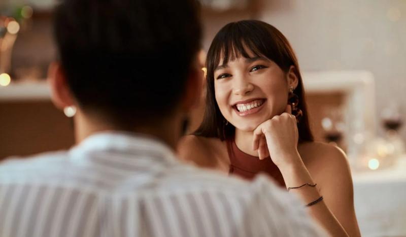 Conoce las tendencias que dominarán las citas románticas este 2025 y que hay que considerar