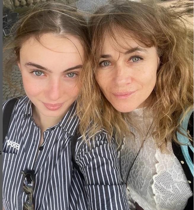 La actriz Amaya Forch y su hija Julieta