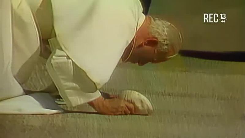 La primera visita del Papa Juan Pablo II en Chile 1987 | Canal 13