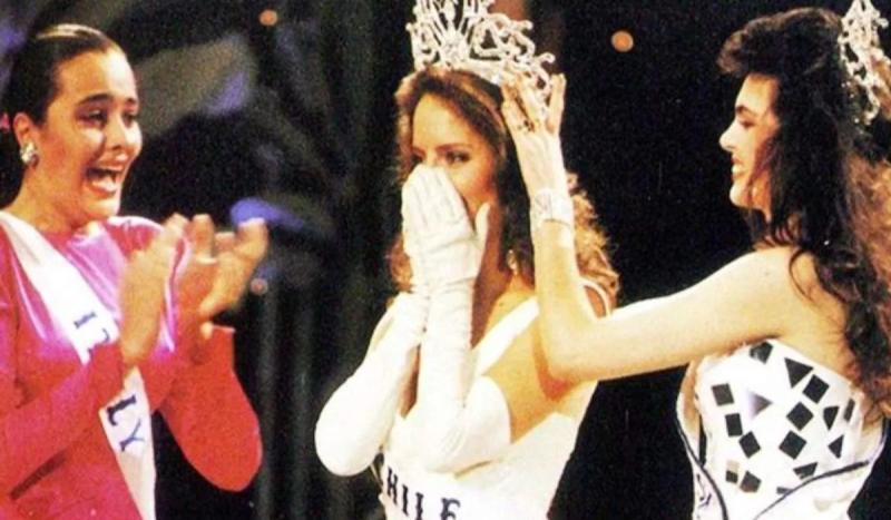 Roberta Capua y Cecilia Bolocco en el Miss Universo de 1987