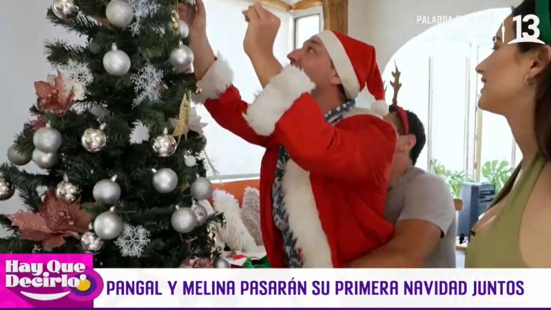 El primer árbol de Navidad de Pangal Andrade y Meli Noto