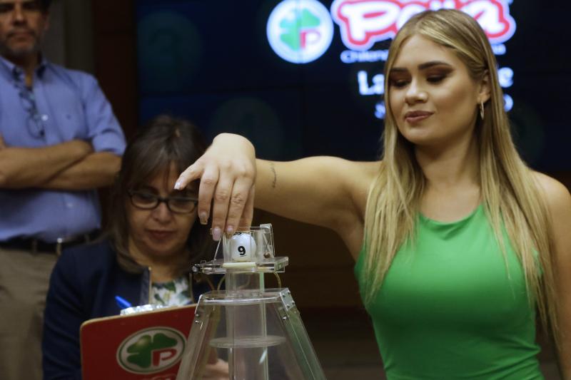Este jueves se realizó el último sorteo de La Suerte en Chile.