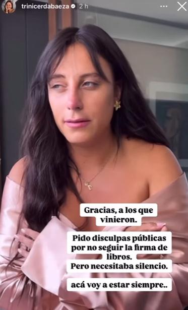 Trinidad Cerda se mostró profundamente emocionada tras abandonar la firma de su libro.