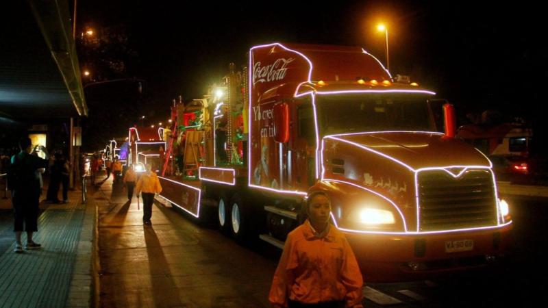 Caravana Navideña 2024: Conoce cuándo llegará el Viejito Pascuero a tu comuna - Créditos: Coca-Cola