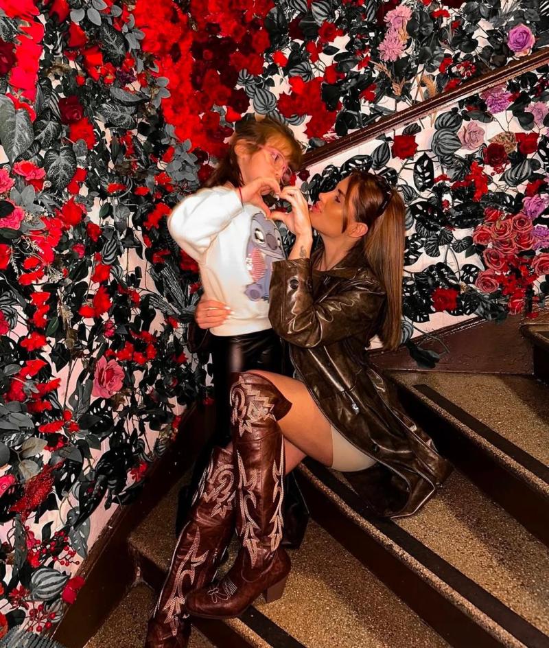 Gala Caldirola y su hija.