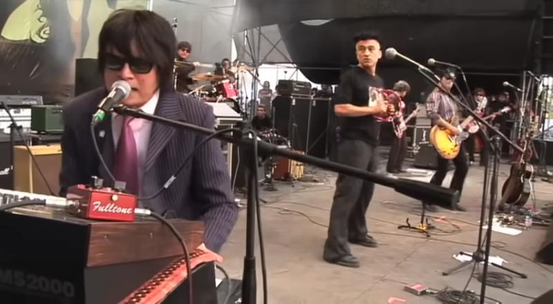 Jorge González y Los Bunkers en Vive Latino 2007.