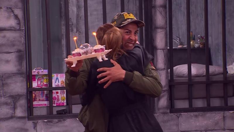 Botota abraza a Gala