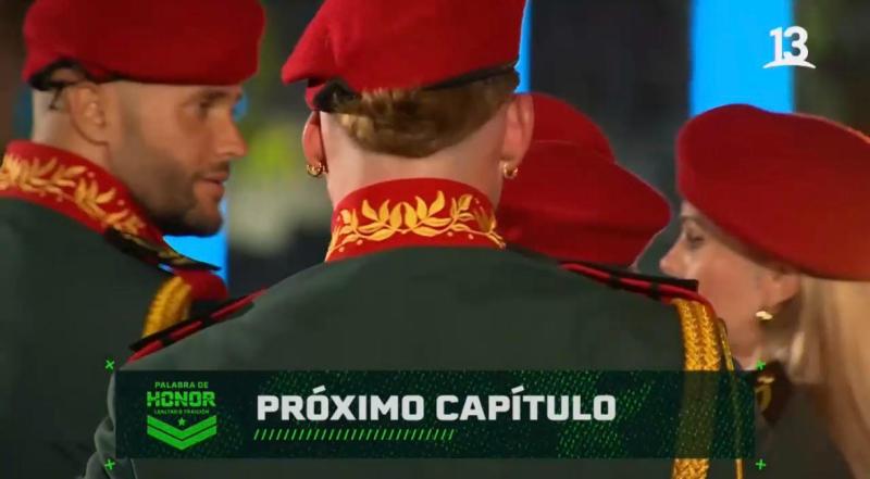 Fabio interviene entre Raimundo y Bernal.