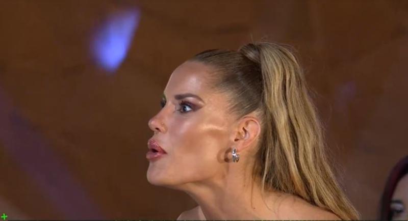 Gala Caldirola enfadada