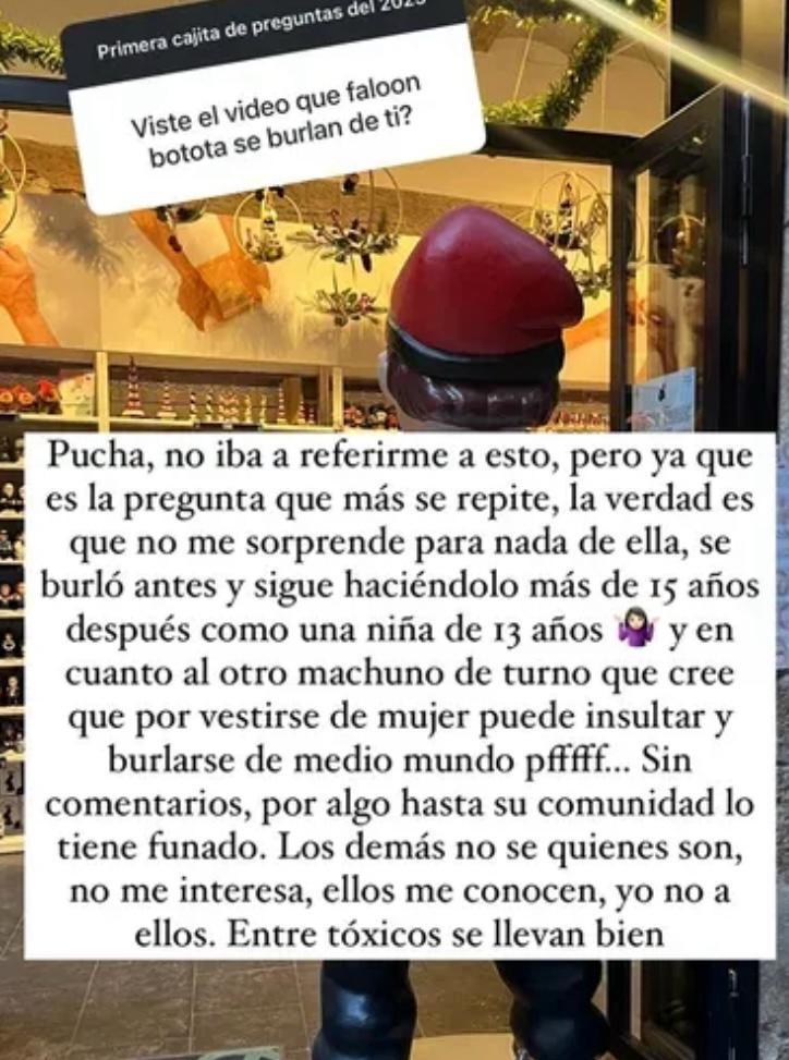 Arenita y Arenito se enfrascan en una discusión.