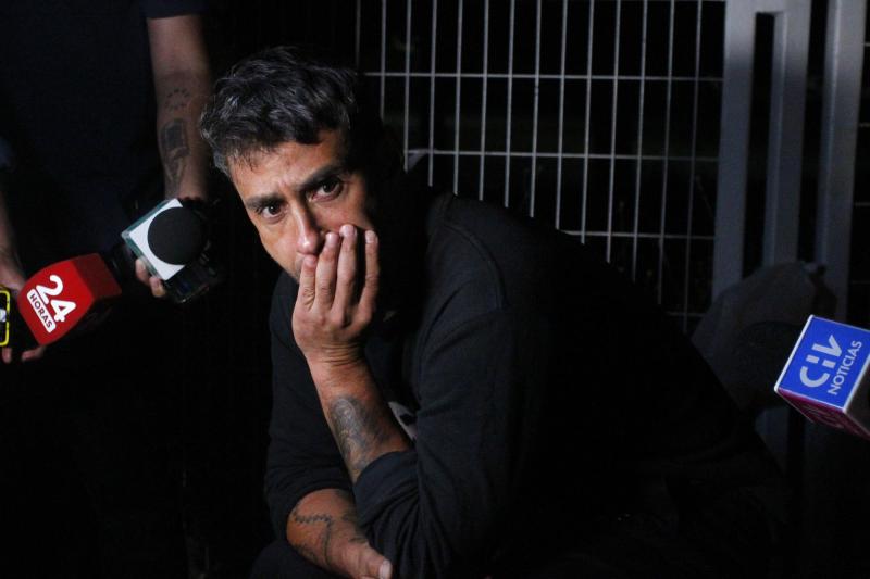 Jorge Valdivia abandonó la cárcel de Rancagua para cumplir arresto domiciliario nocturno.