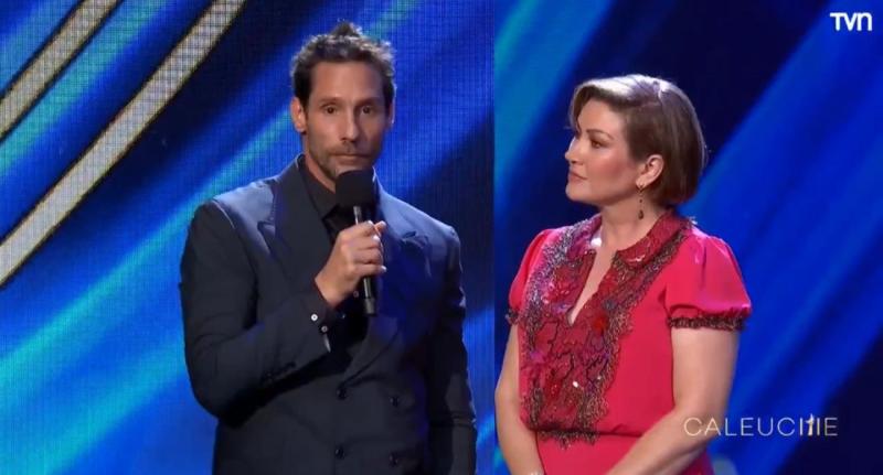 Gonzalo Valenzuela interrumpe los Premios Caleuche 2025