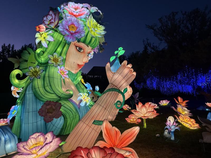 Fesiluz celebra el Año Nuevo Chino con entrada gratuita para las personas nacidas en el año de la Serpiente