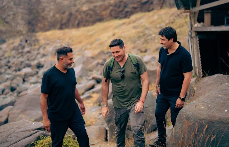 El 13 lanza el nuevo programa Socios por Chile con un hilarante spot: Pancho Saavedra y Jorge Zabaleta secuestran por error a Sergio Freire