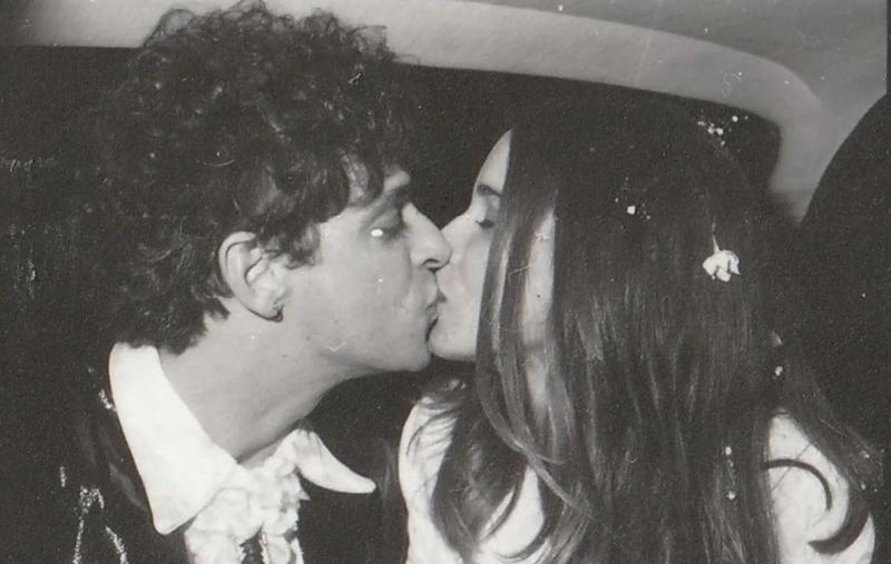 Libro "Te conozco de otra vida" comparte fotos inéditas del matrimonio de Gustavo Cerati con Cecilia Amenábar.