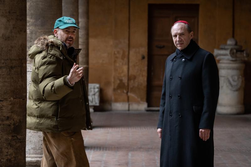 Del aclamado autor Robert Harris y el galardonado director Edward Berger, llega un thriller político que revela los secretos más oscuros de la Iglesia Católica.