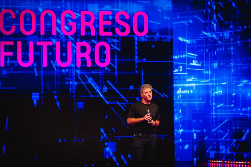 Andrew Keen, Cómo enfrentar el poder de las empresas tecnológicas y de IA, Congreso Futuro 2025