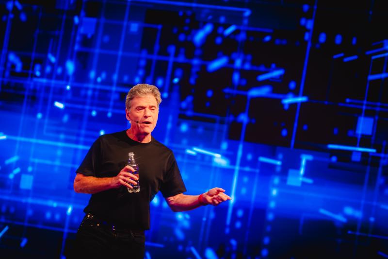 Andrew Keen, Cómo enfrentar el poder de las empresas tecnológicas y de IA, Congreso Futuro 2025