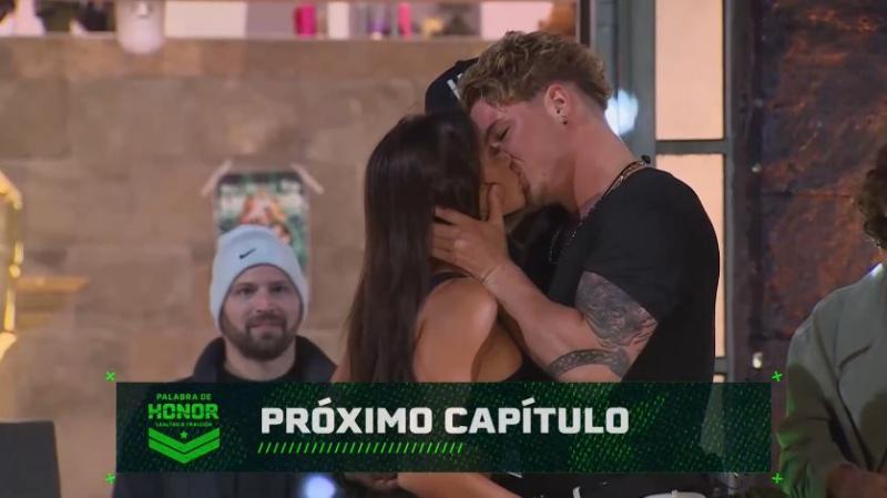 Rai y Lorena se besarán