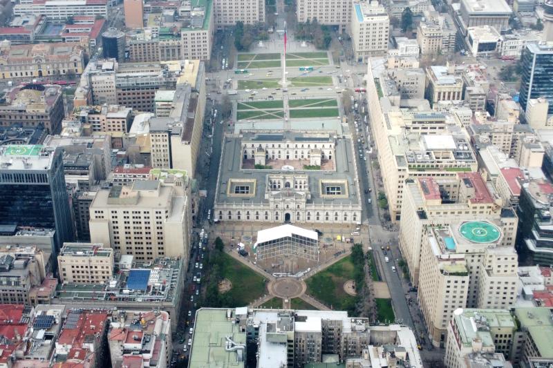 Santiago celebra 484 años: revisa los lugares históricos de la ciudad con City Tour