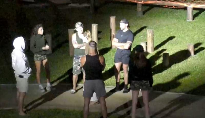 Gala Caldirola y Zoe Bayona pelean