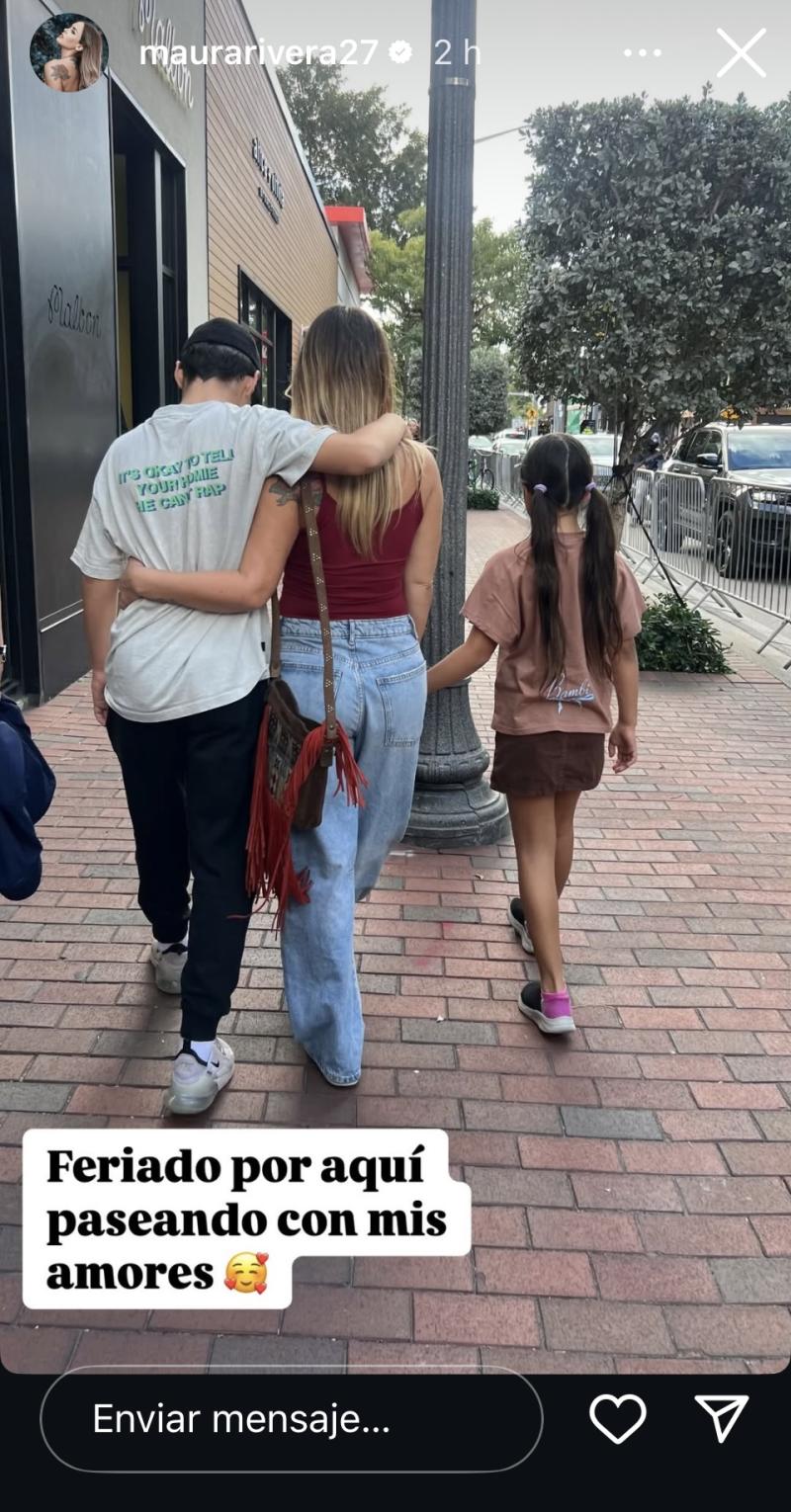 Maura Rivera junto a sus hijos - Instagram