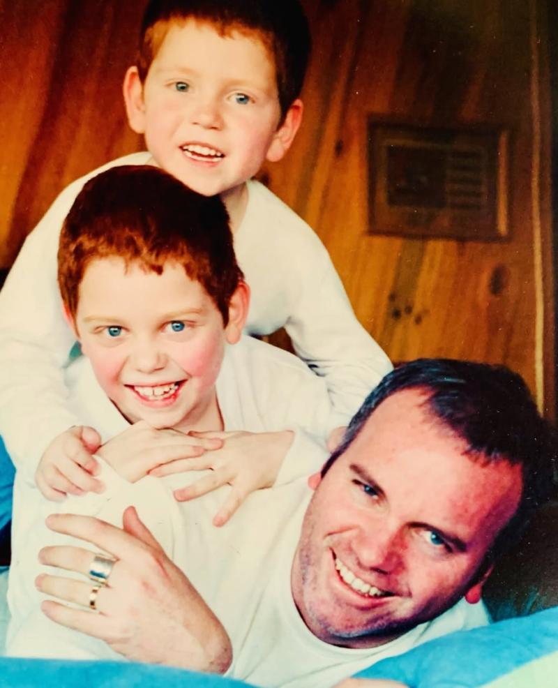 Felipe Castro y sus dos hijos con Paola Volpato - Instagram