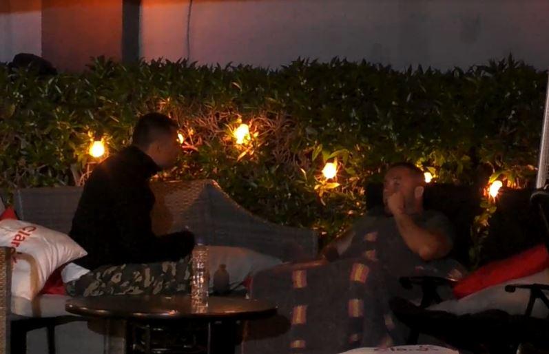 Jenko del Río habla con Andrés Caniulef