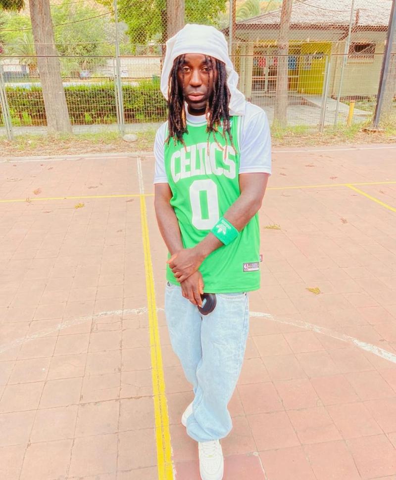 "El Fenómeno" - Joao Makuzulu.