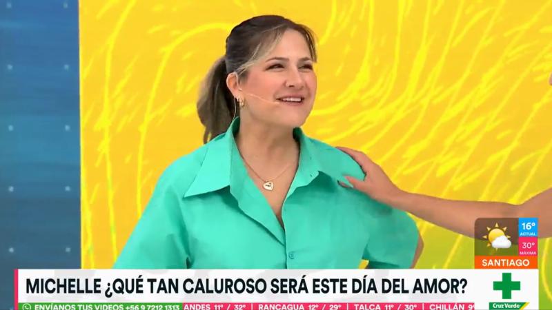 Michelle Adam hablando con José Luis Repenning