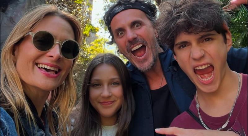 Nicole, Sergio y sus hijos.